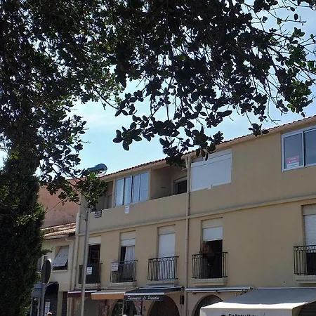 Confort Et Lumineux Avec Loggia Et Parking